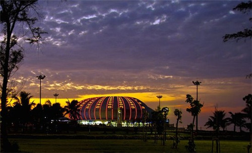 纯美鲜奶吧加盟在石首市开店前景怎么样，如何在石首市经营一家奶吧加盟店